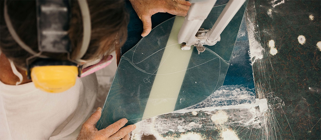 Choosing Longboard Fins Cutting Out Fins