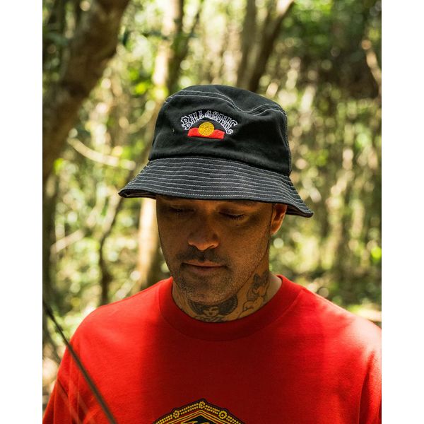 Man wearing Billabong bucket hat - Otis Flag mens bucket hat lifestyle